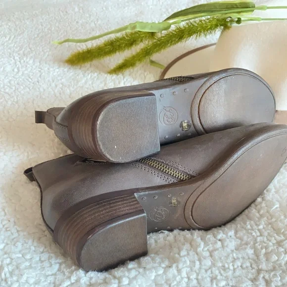 Lucky Brand the Bryton leather ankle boots - Picture 8 of 11